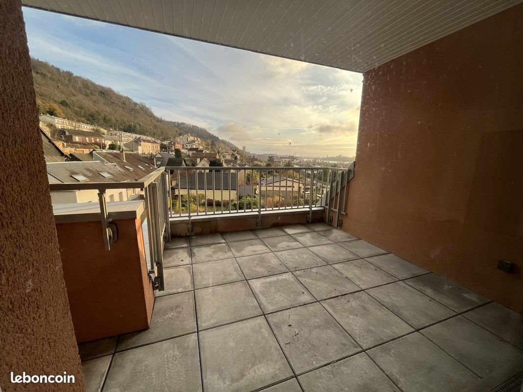 Appartement à louer, 92m², Amfreville-la-Mi-Voie