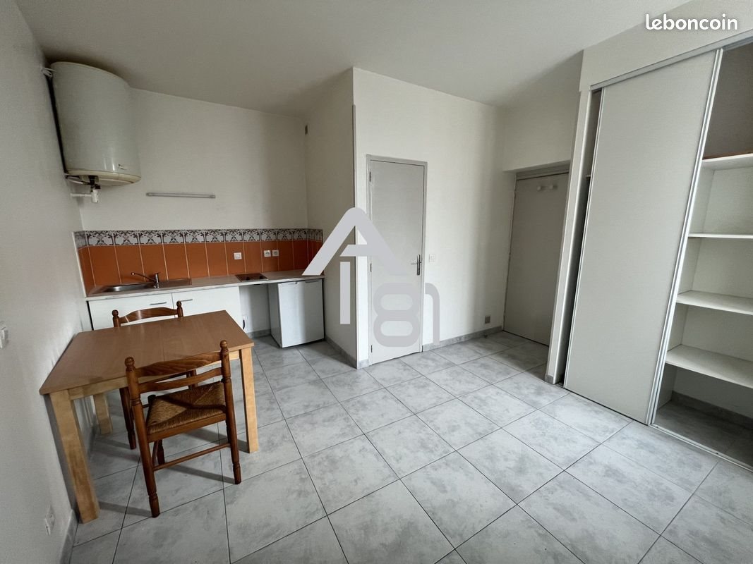 Appartement à louer, 17m², Albi