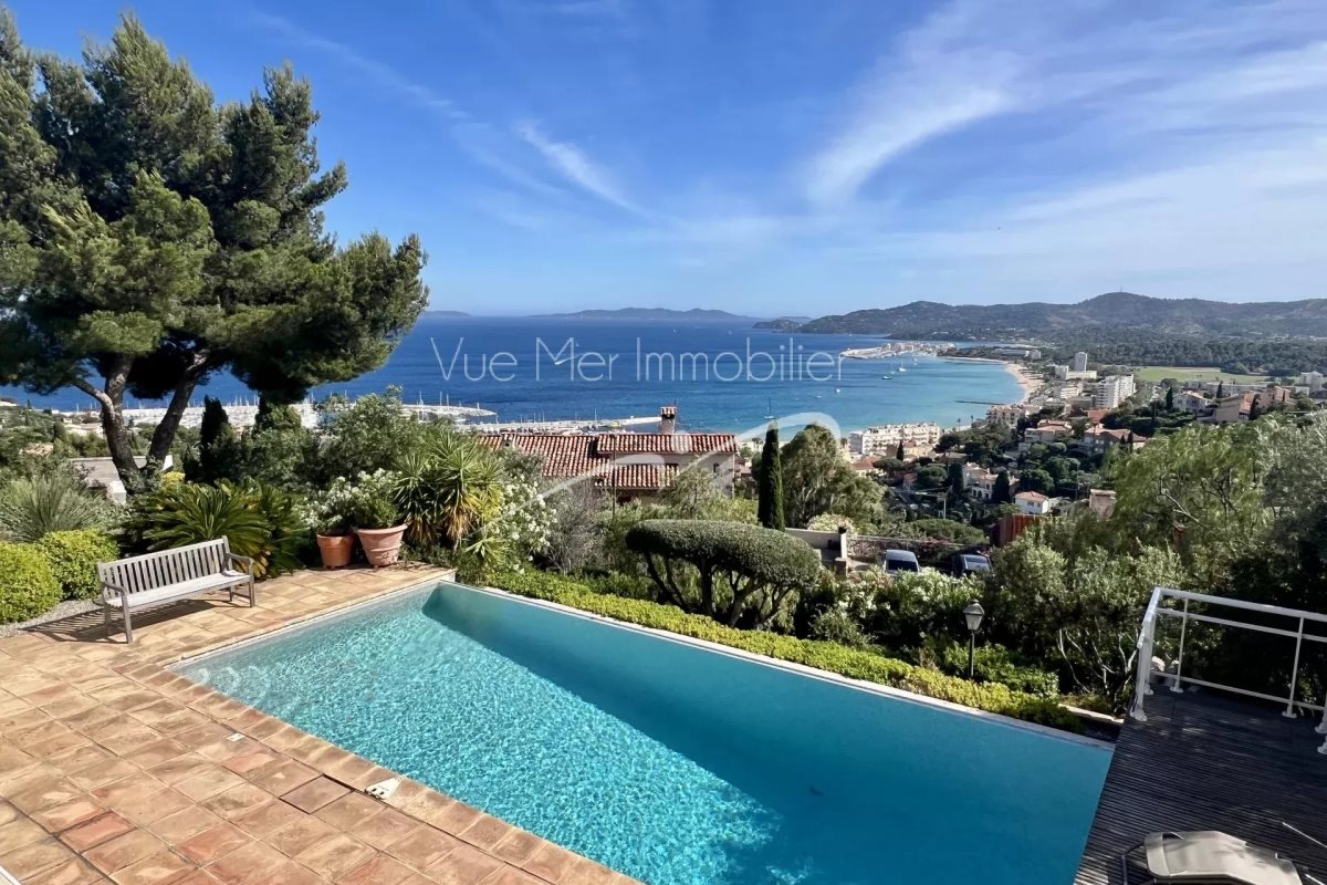 Maison à vendre, 226m², Le Lavandou