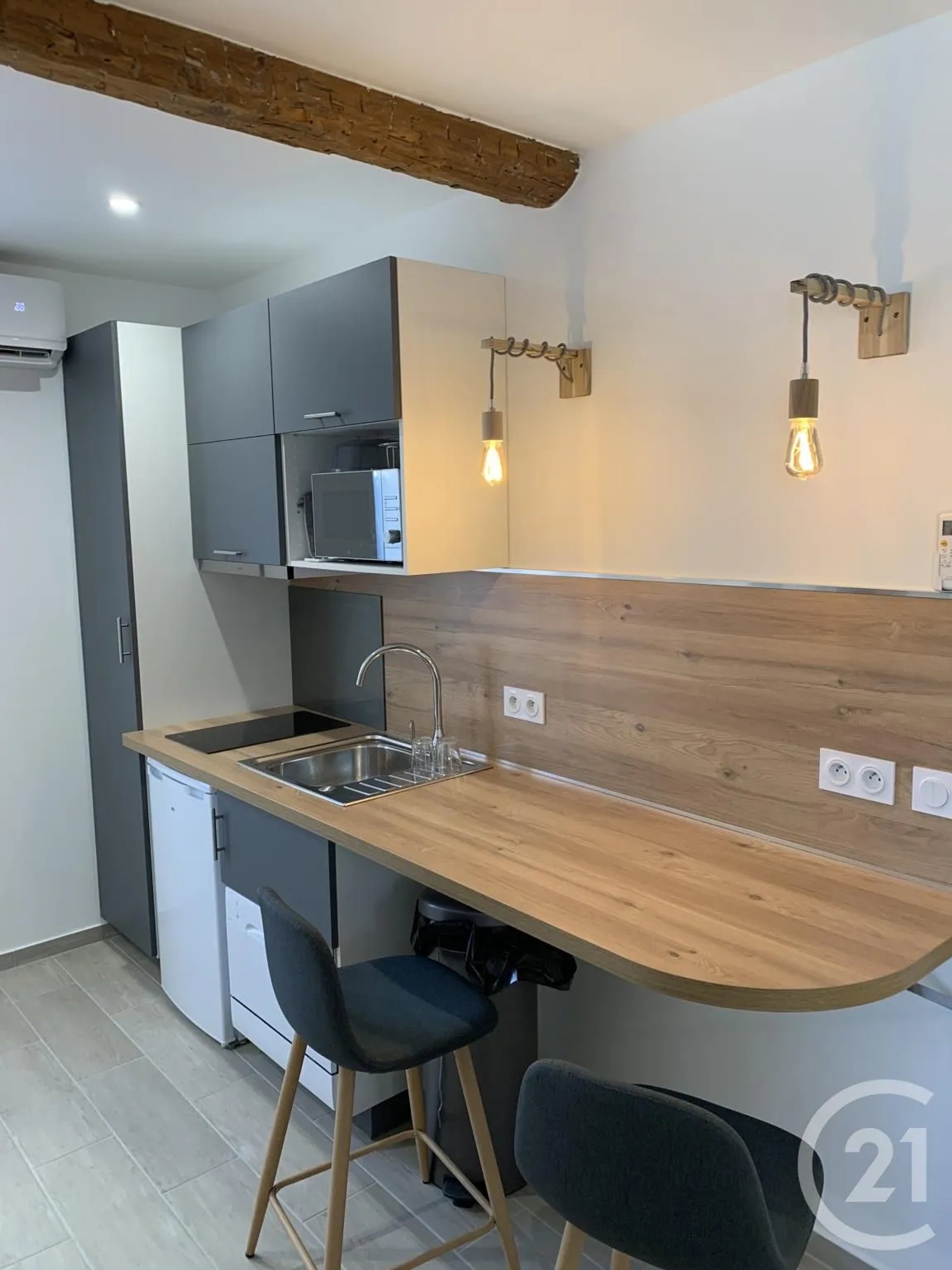 Appartement à louer, 17m², Toulon