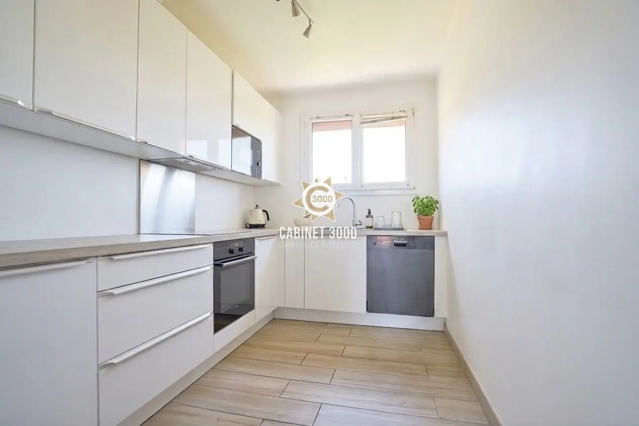 Appartement à vendre, 92m², Hyères