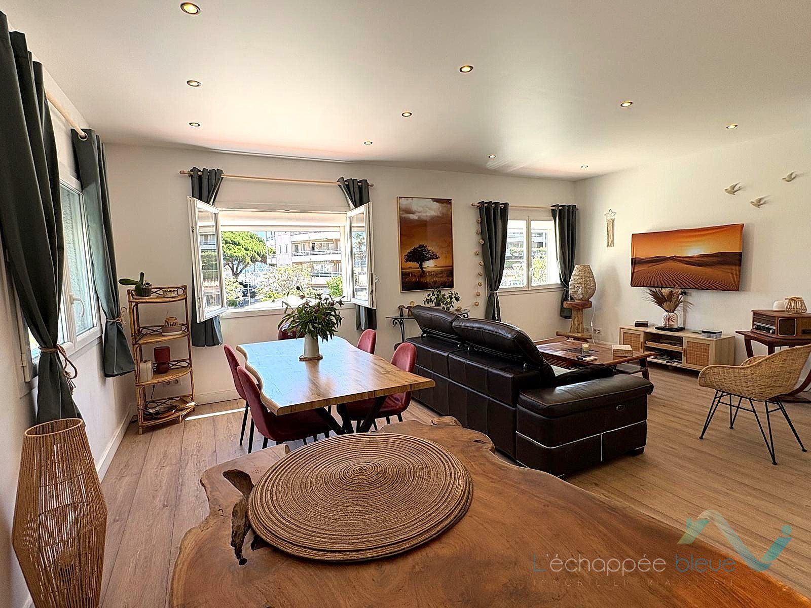 Appartement à vendre, 62m², Cavalaire-sur-Mer