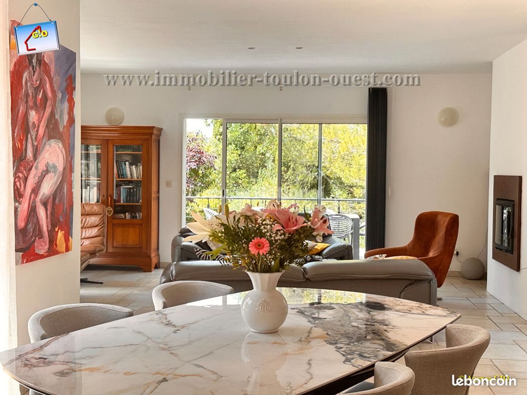 Maison à vendre, 170m², Évenos