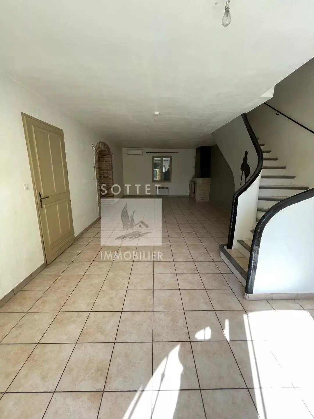 Maison à louer, 91m², Bollène