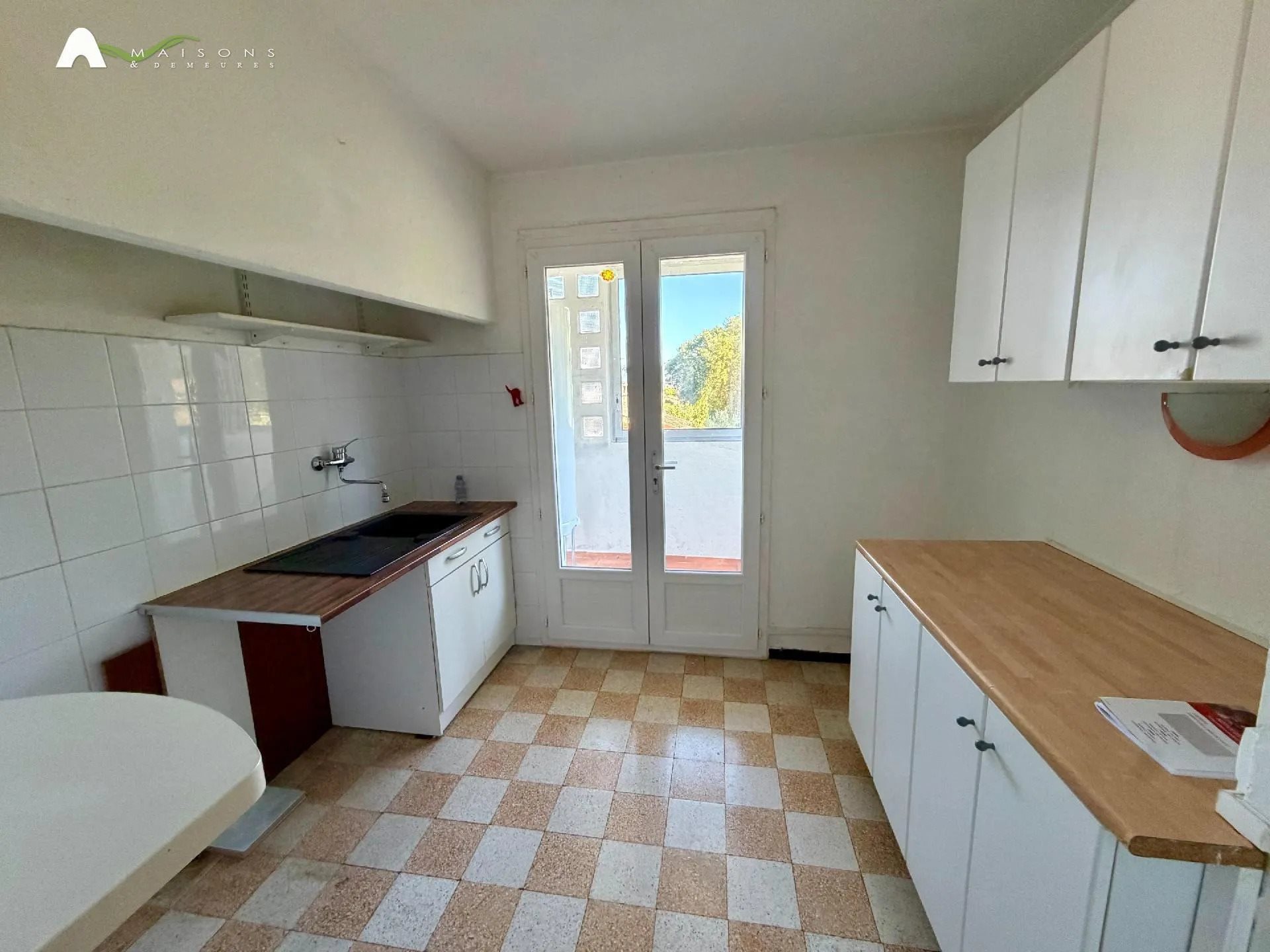 Appartement à louer, 78m², Meyrargues
