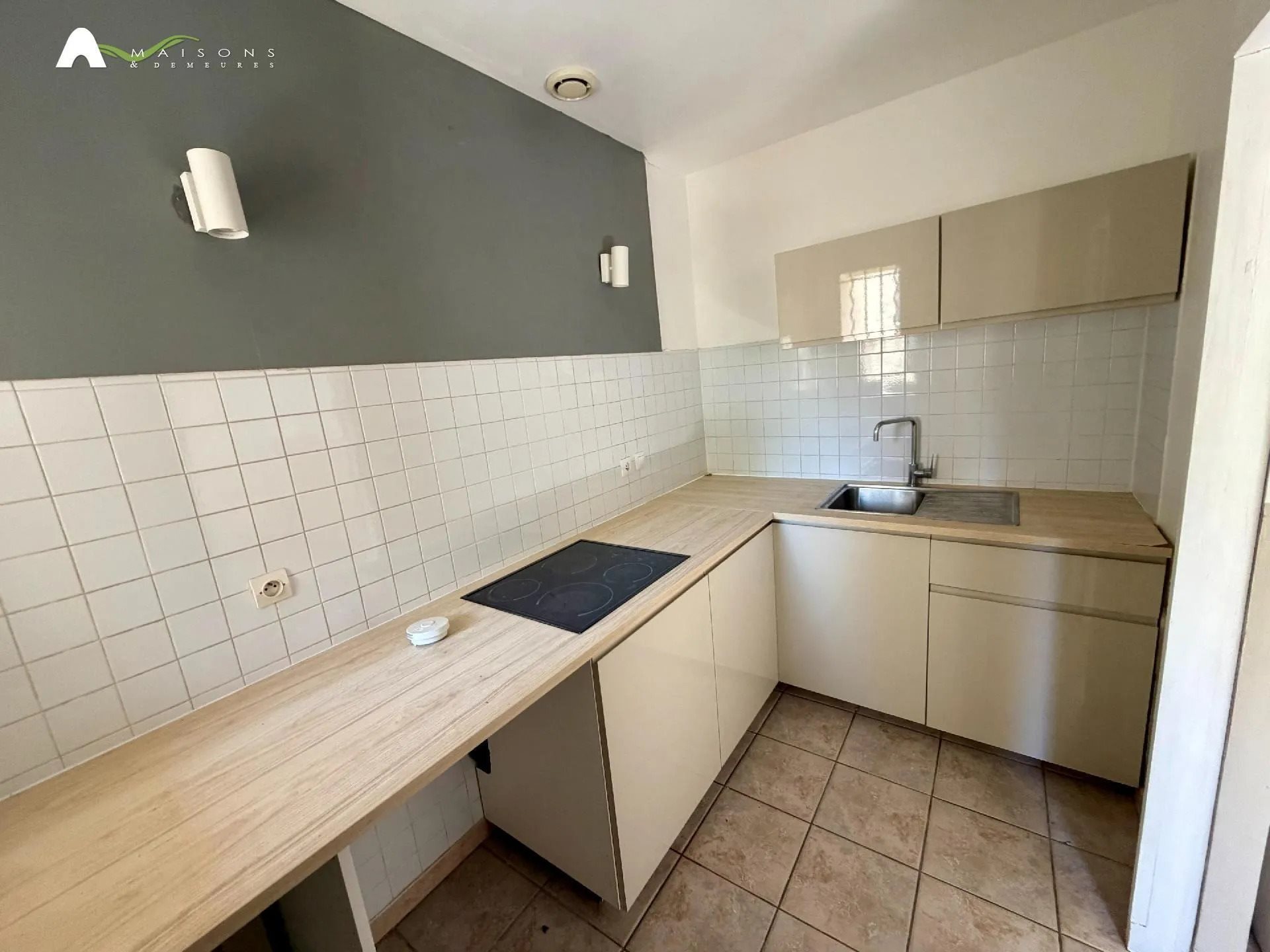 Appartement à louer, 54m², Meyrargues