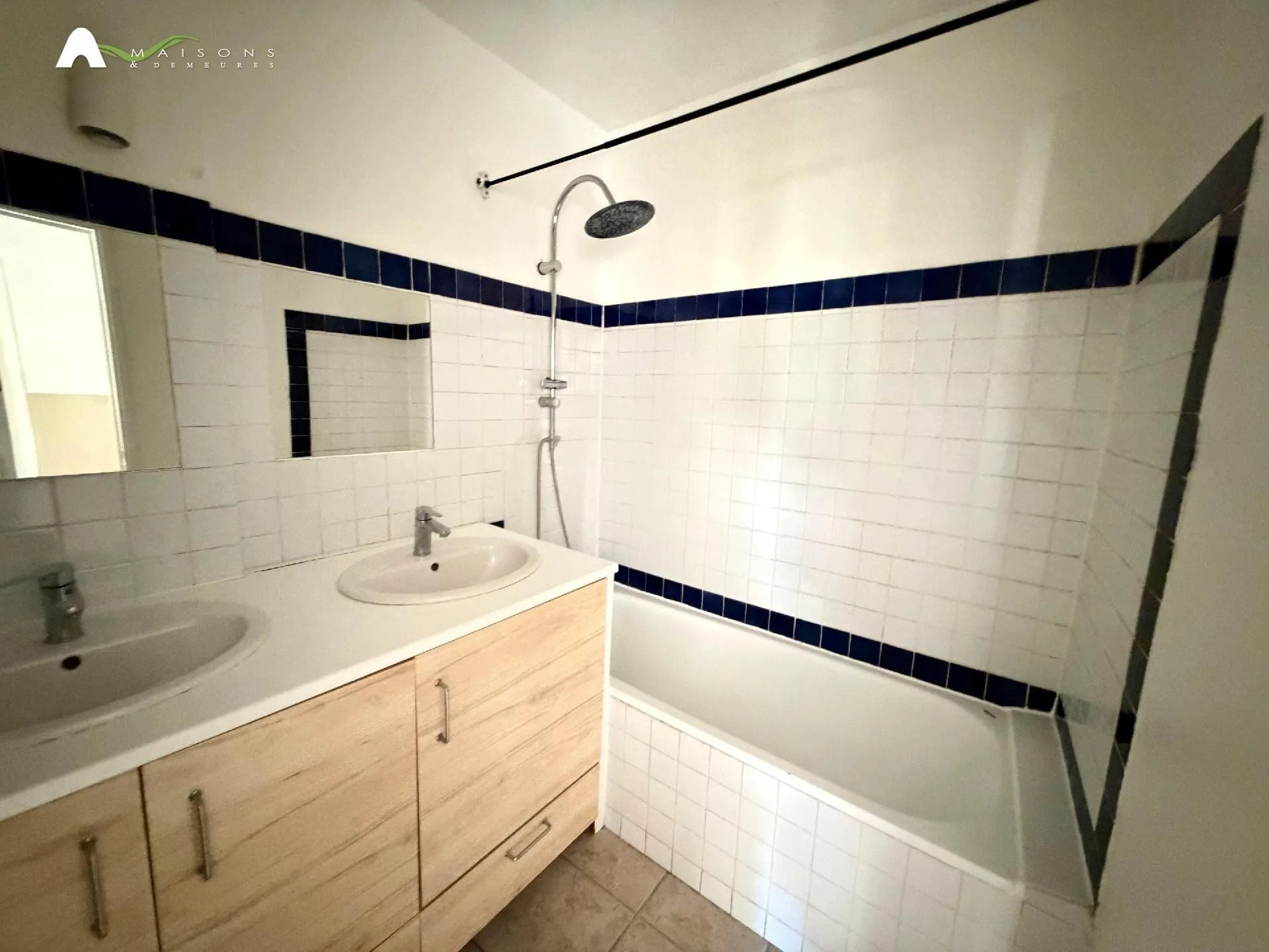 Appartement à louer, 54m², Meyrargues