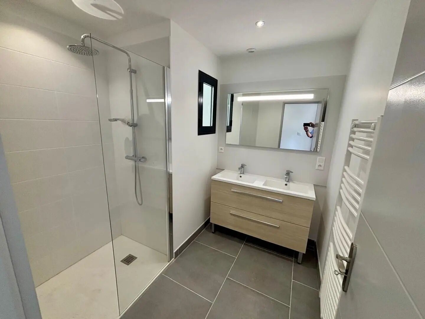 Appartement à vendre, 135m², Sainte-Cécile-les-Vignes