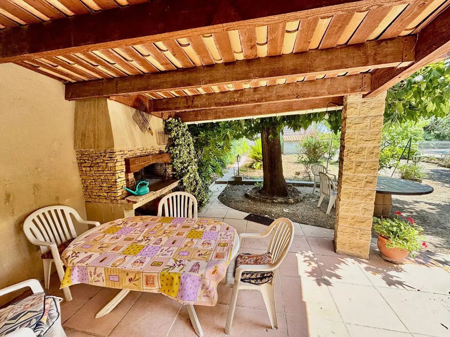 Maison à vendre, 168m², Sainte-Cécile-les-Vignes