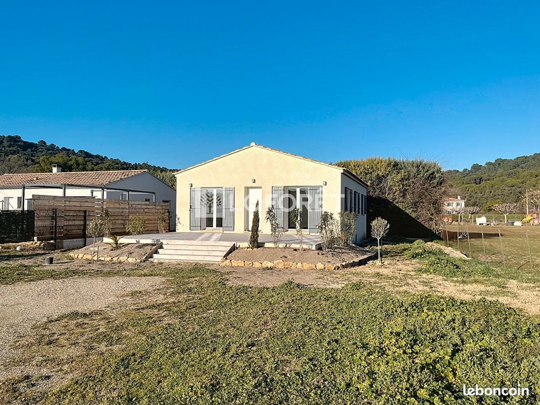 Maison à louer, 82m², Piolenc