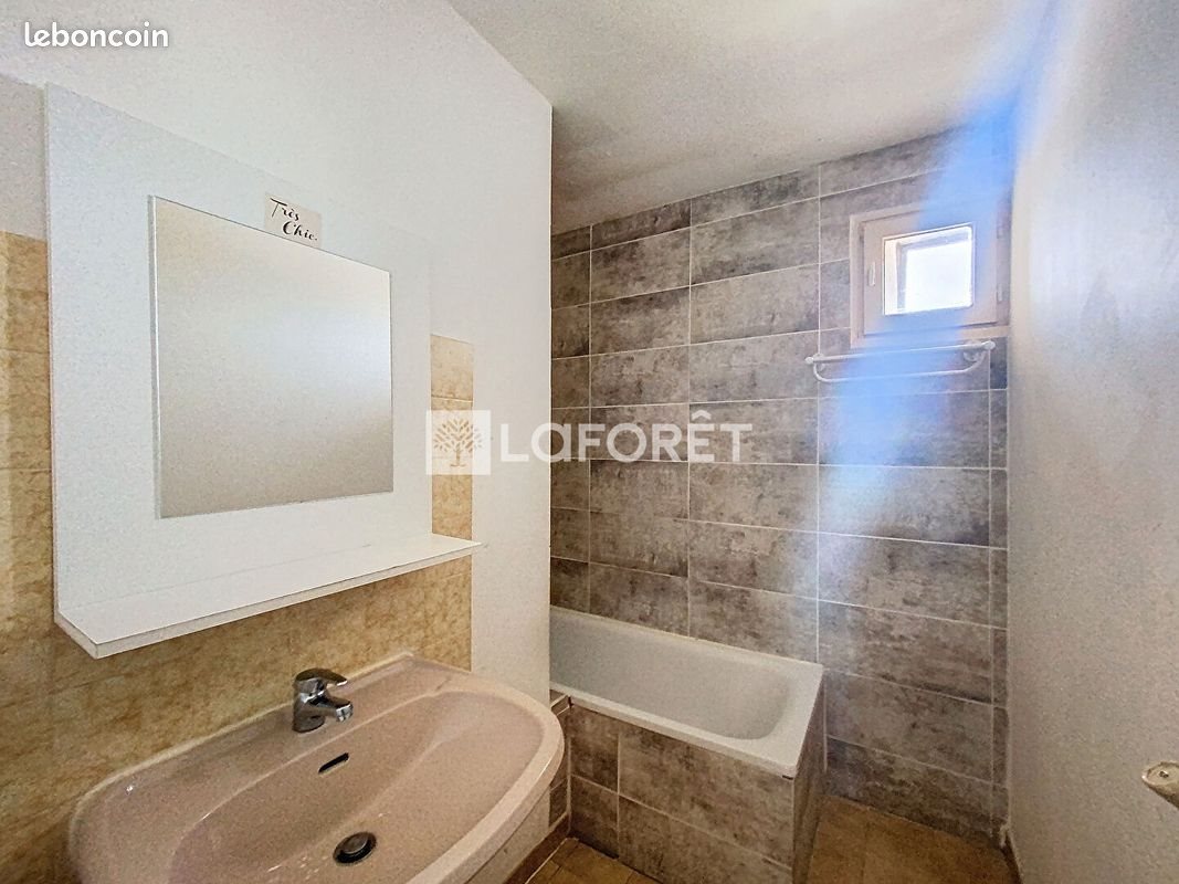 Appartement à louer, 59m², Orange