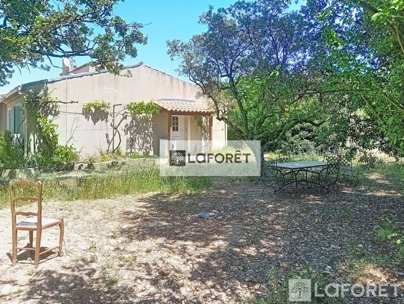Maison à vendre, 170m², Sainte-Cécile-les-Vignes
