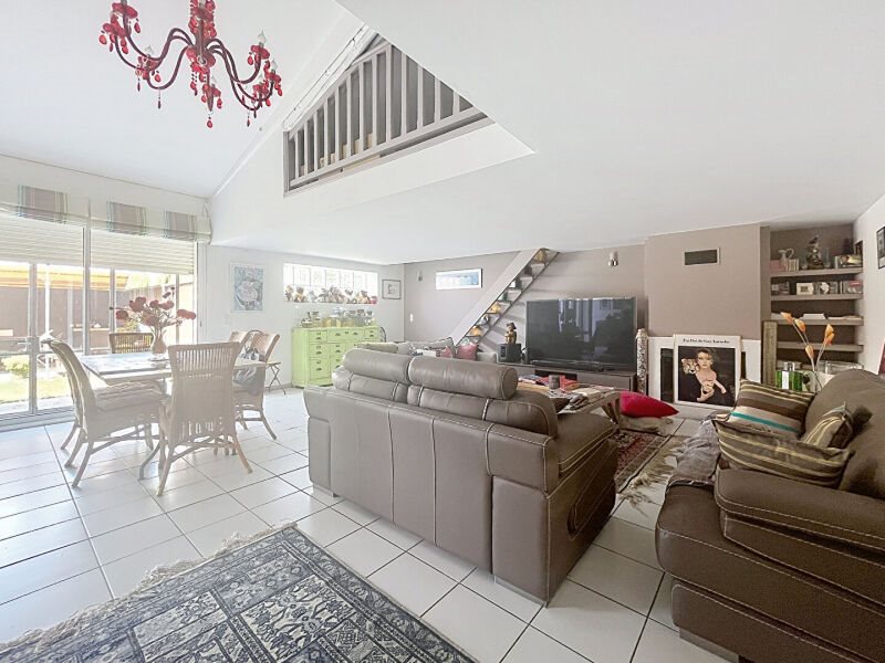 Maison à vendre, 136m², Orange