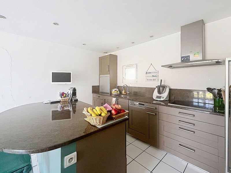 Maison à vendre, 136m², Orange