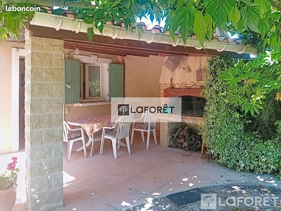 Maison à vendre, 170m², Sainte-Cécile-les-Vignes