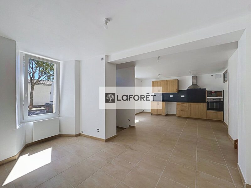 Maison à louer, 68m², Jonquières