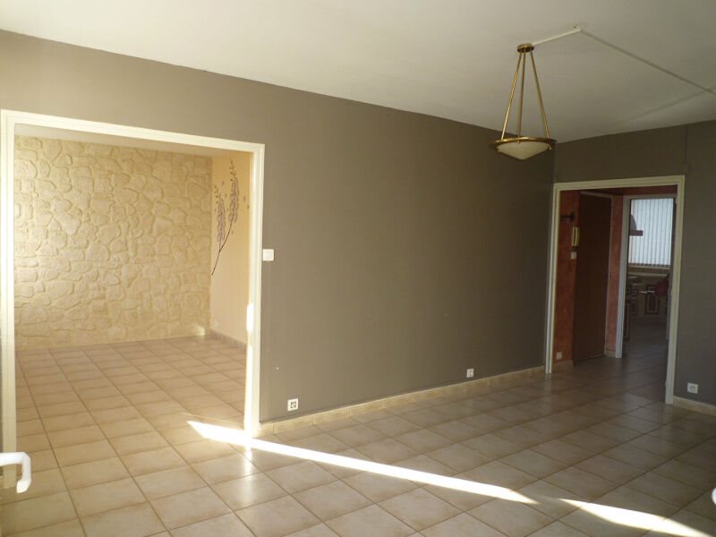 Appartement à louer, 73m², Orange