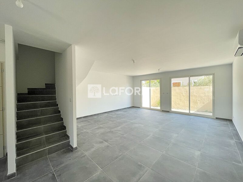 Maison à louer, 104m², Courthézon