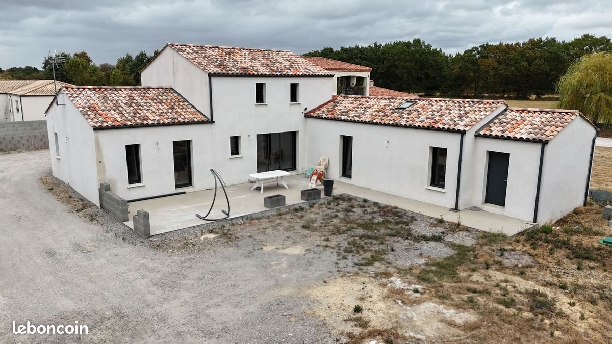 Maison à vendre, 148m², Froidfond
