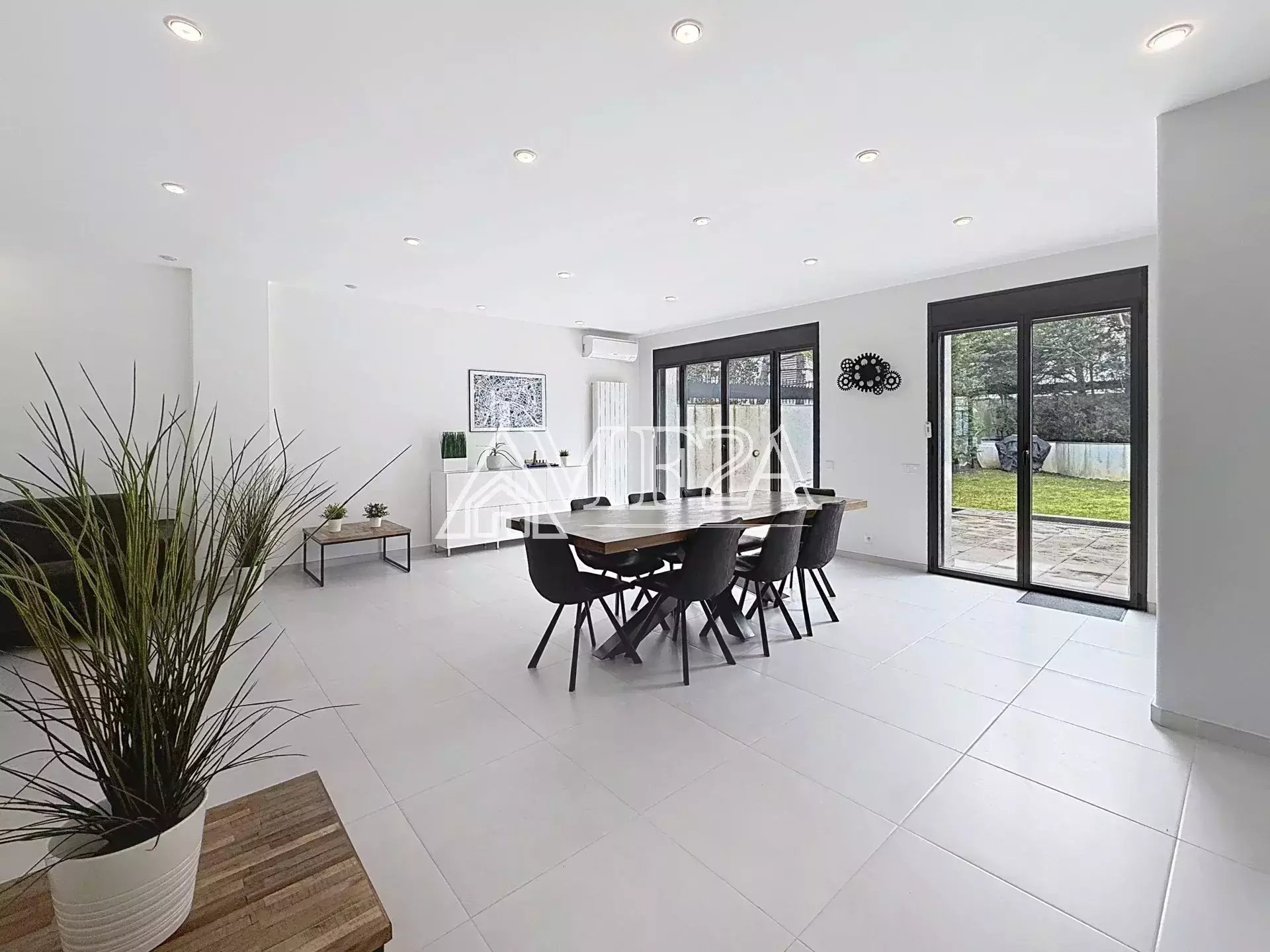 Maison à vendre, 8m², Massy