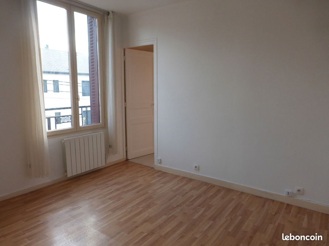 Appartement à louer, 30m², Orsay