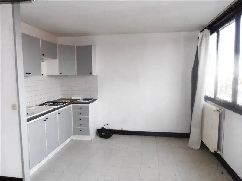 Appartement à louer, 29m², Nanterre