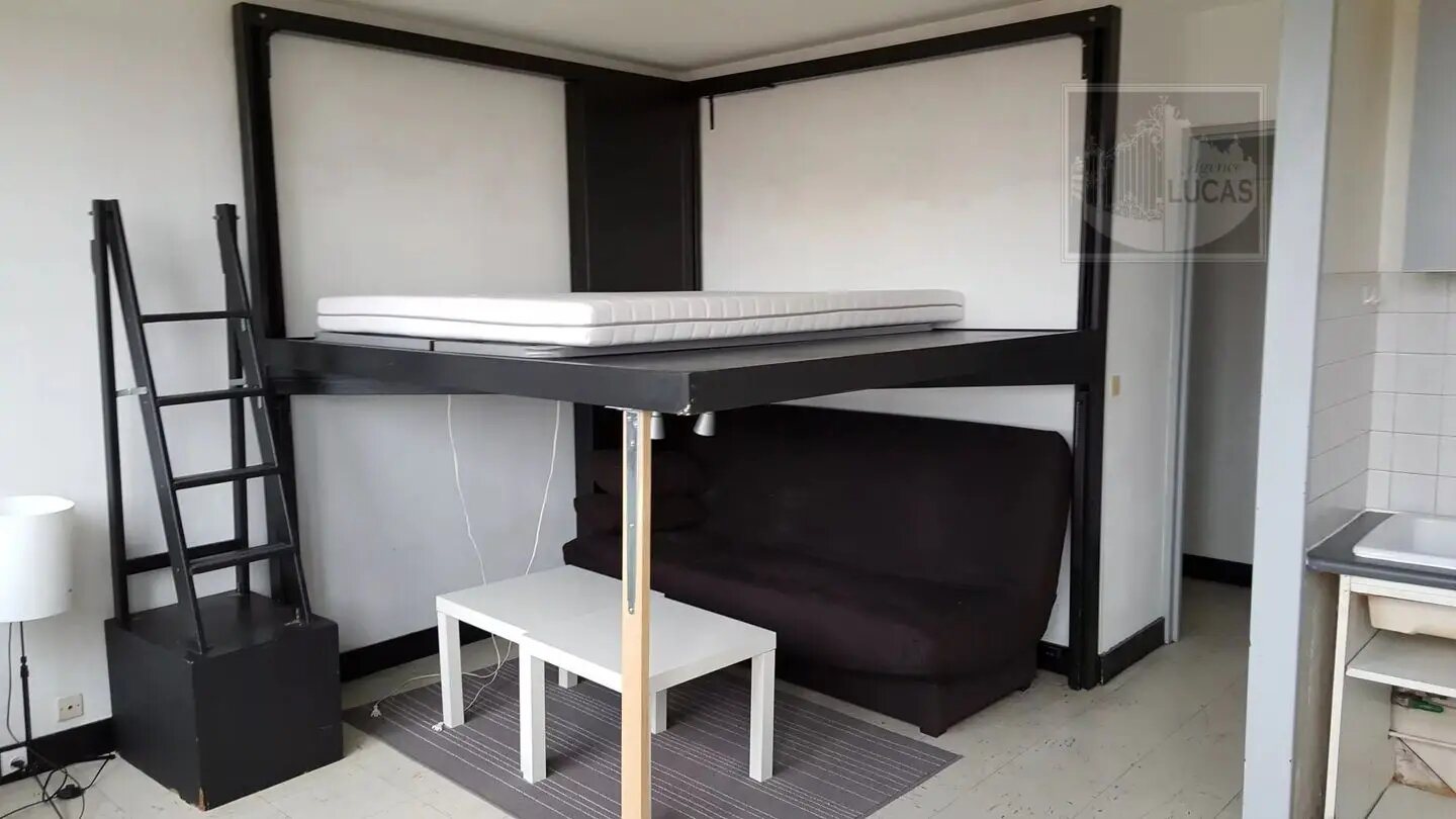 Appartement à louer, 29m², Nanterre