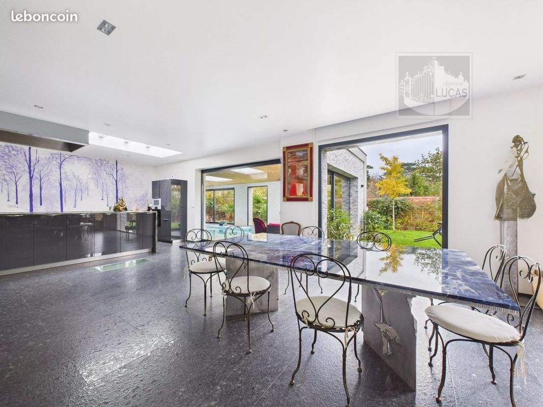 Maison à vendre, 300m², Verrières-le-Buisson