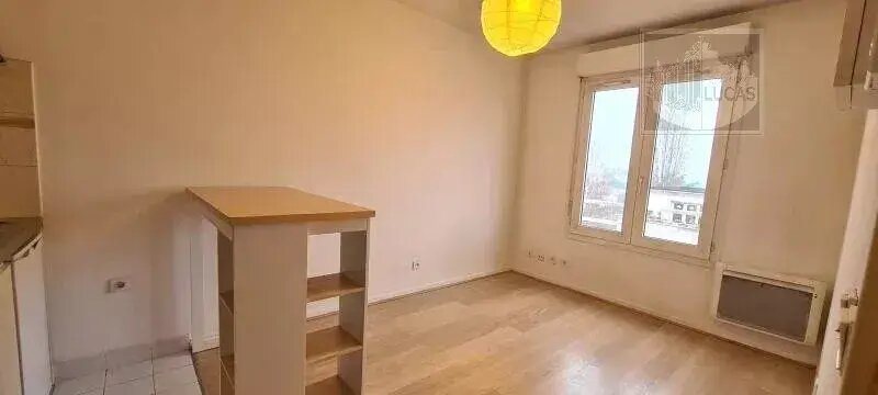 Appartement à louer, 16m², Sceaux