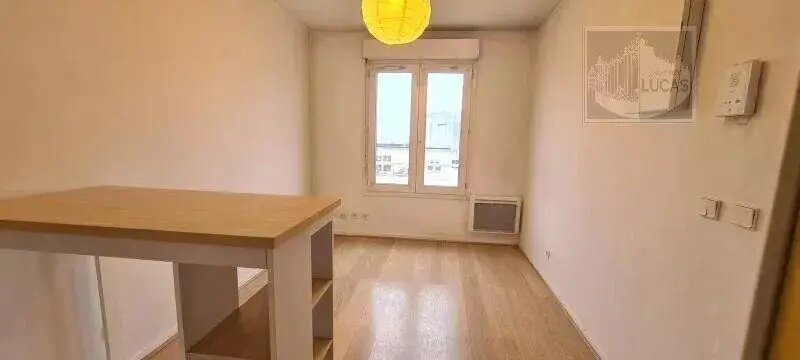 Appartement à louer, 16m², Sceaux