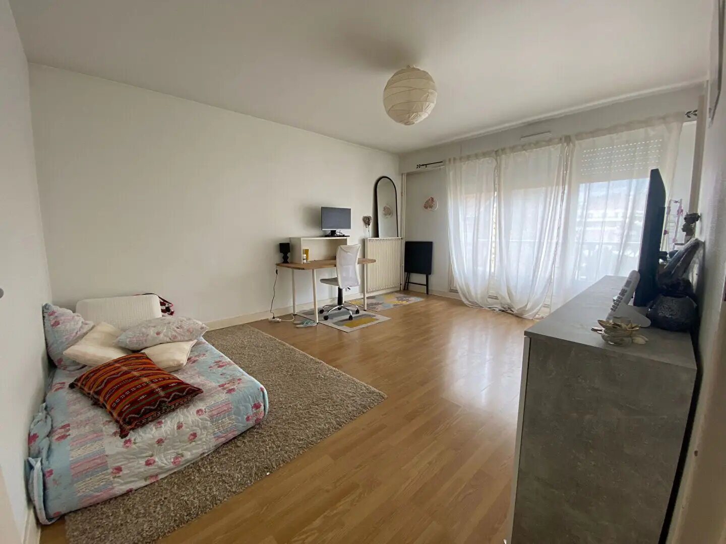 Appartement à louer, 28m², Suresnes