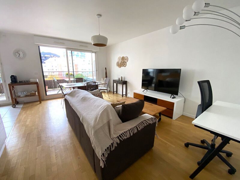 Appartement à louer, 63m², Issy-les-Moulineaux