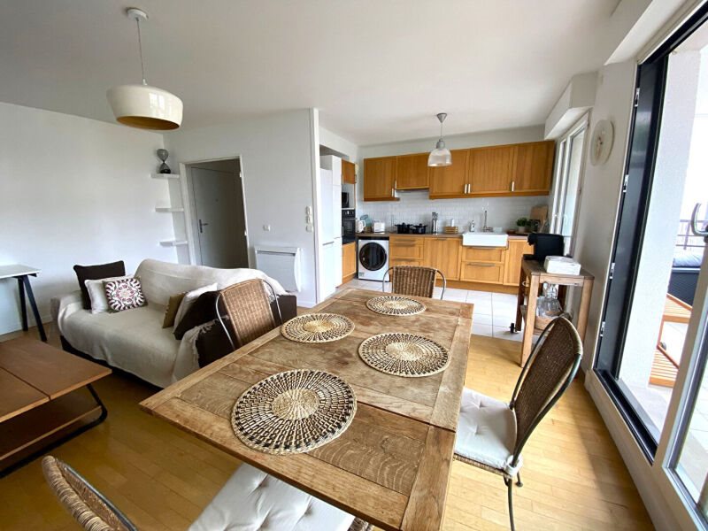 Appartement à louer, 63m², Issy-les-Moulineaux