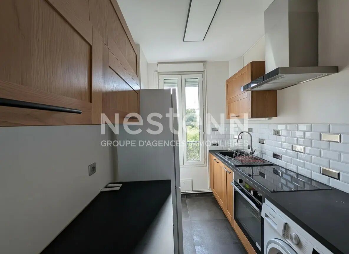 Appartement à louer, 47m², Courbevoie