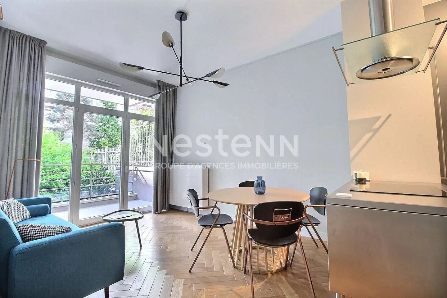 Appartement à louer, 55m², Courbevoie
