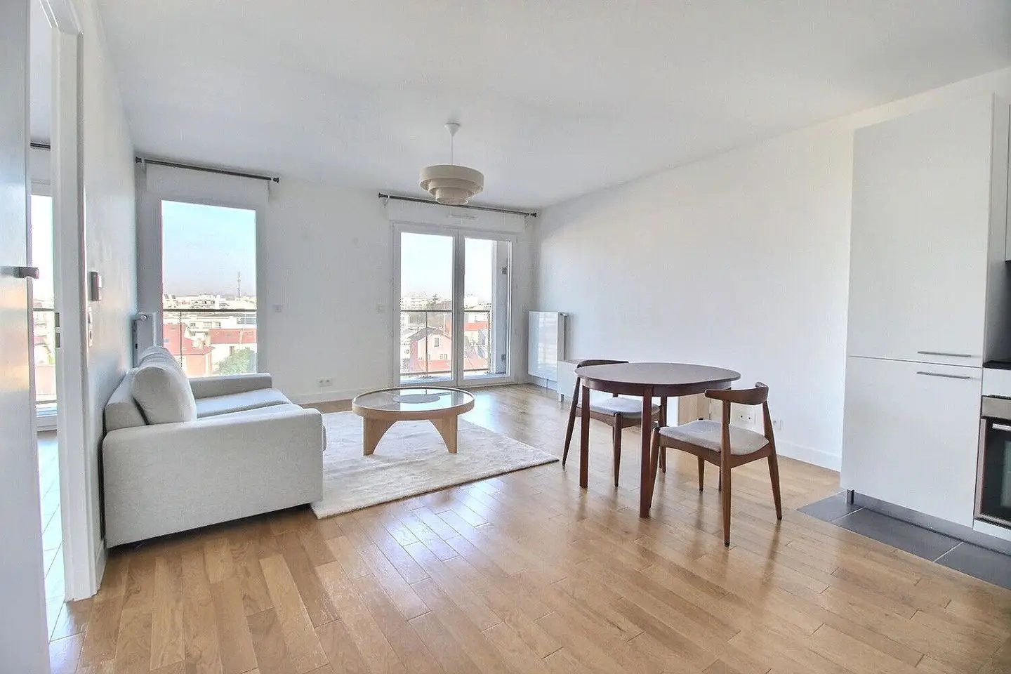 Appartement à louer, 46m², Courbevoie