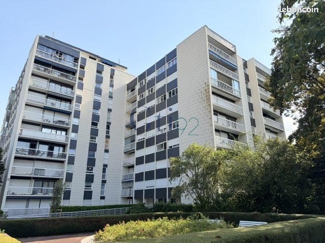 Appartement à louer, 76m², Vélizy-Villacoublay