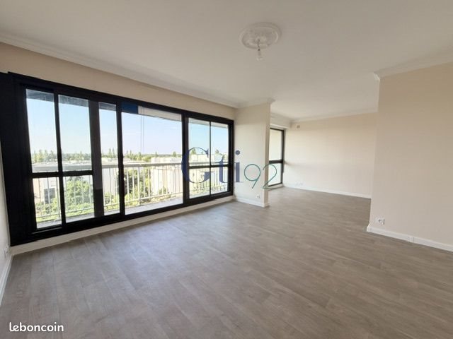 Appartement à louer, 76m², Vélizy-Villacoublay