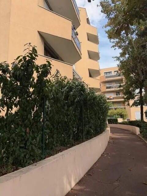 Appartement à vendre, 24m², Saint-Maurice