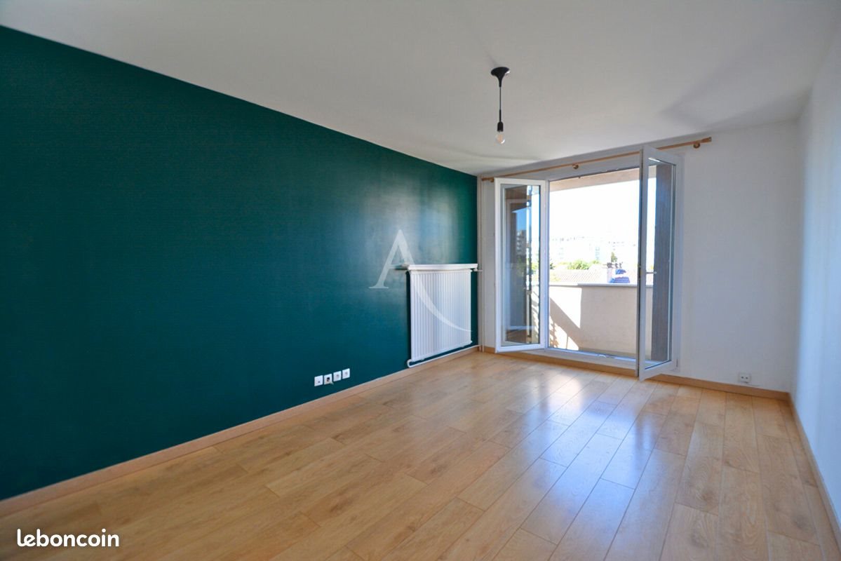 Appartement à louer, 59m², Ivry-sur-Seine