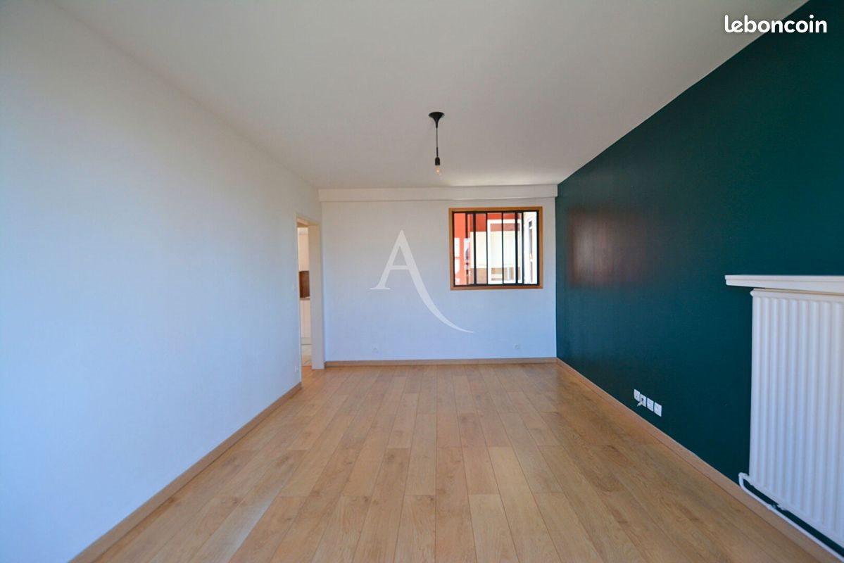 Appartement à louer, 59m², Ivry-sur-Seine