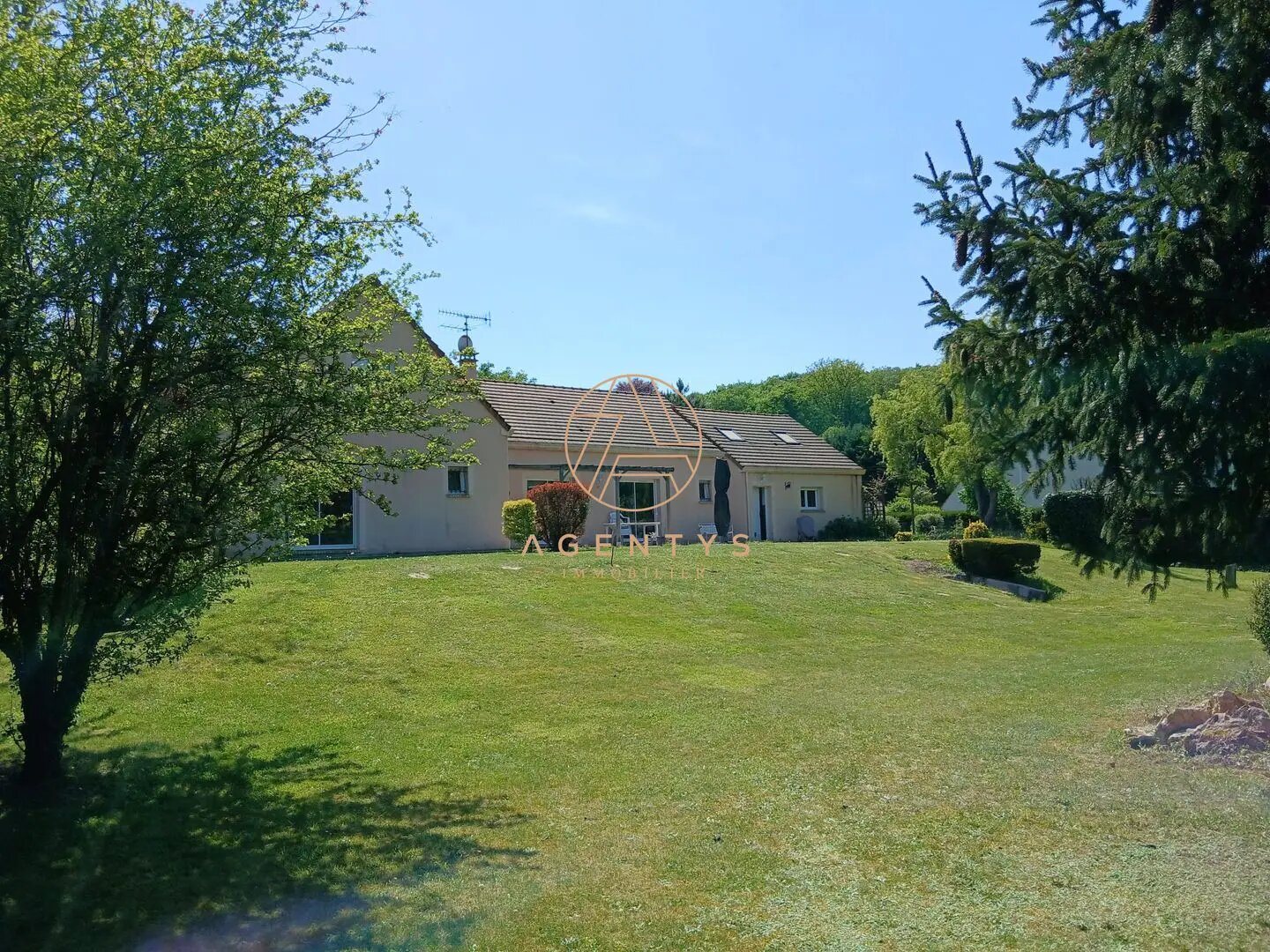 Maison à vendre, 220m², Sermaise