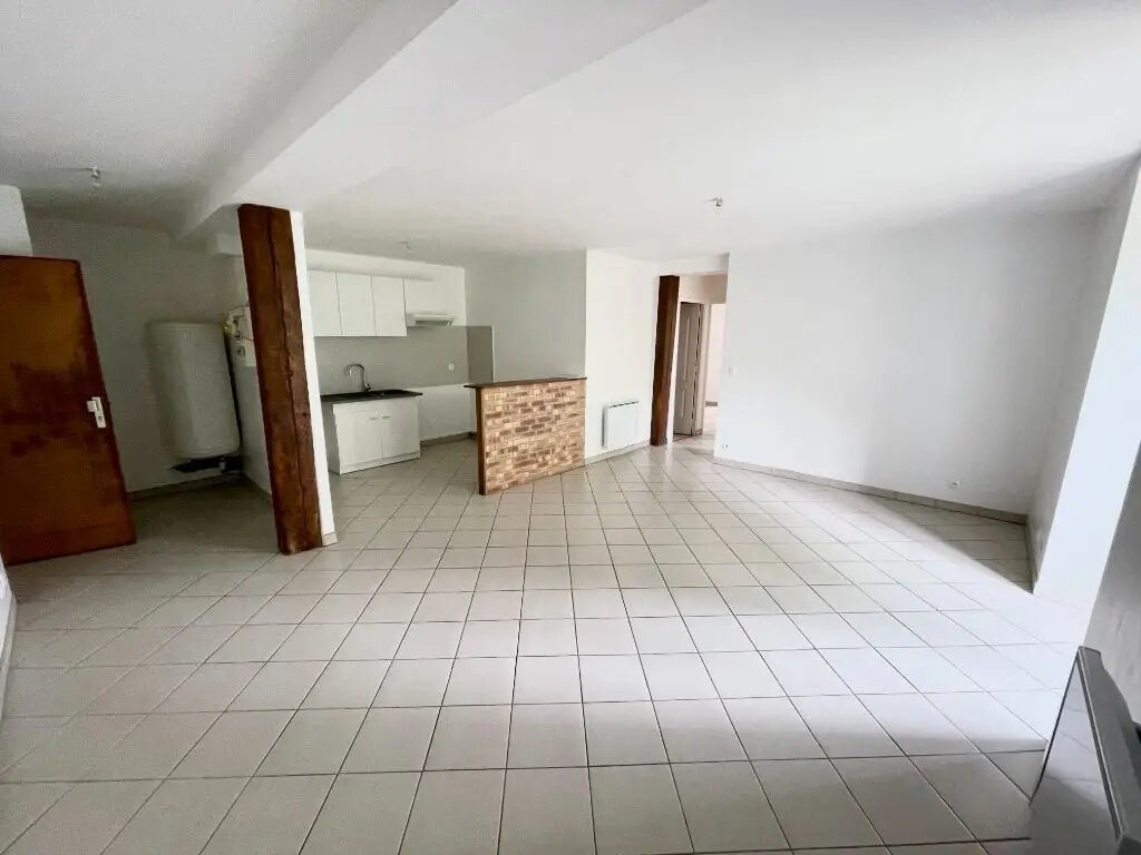 Appartement à louer, 65m², Saclas