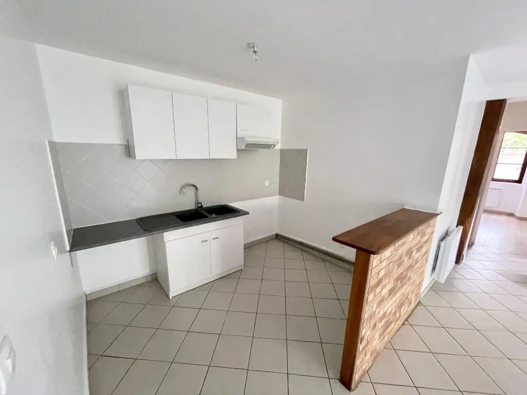 Appartement à louer, 65m², Saclas