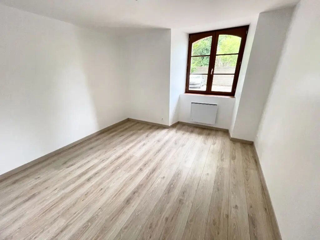 Appartement à louer, 65m², Saclas