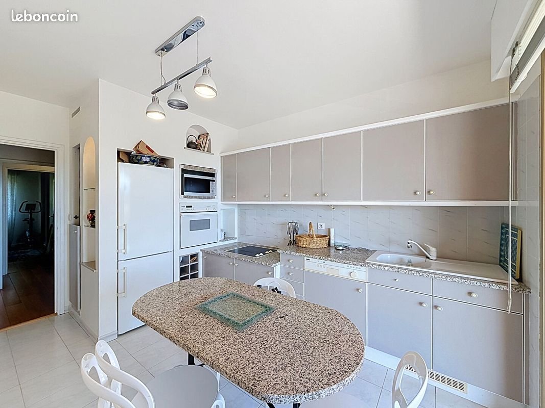 Appartement à vendre, 90m², Ajaccio