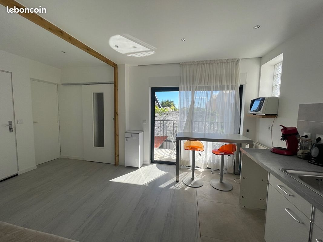 Appartement à louer, 18m², La Rochelle