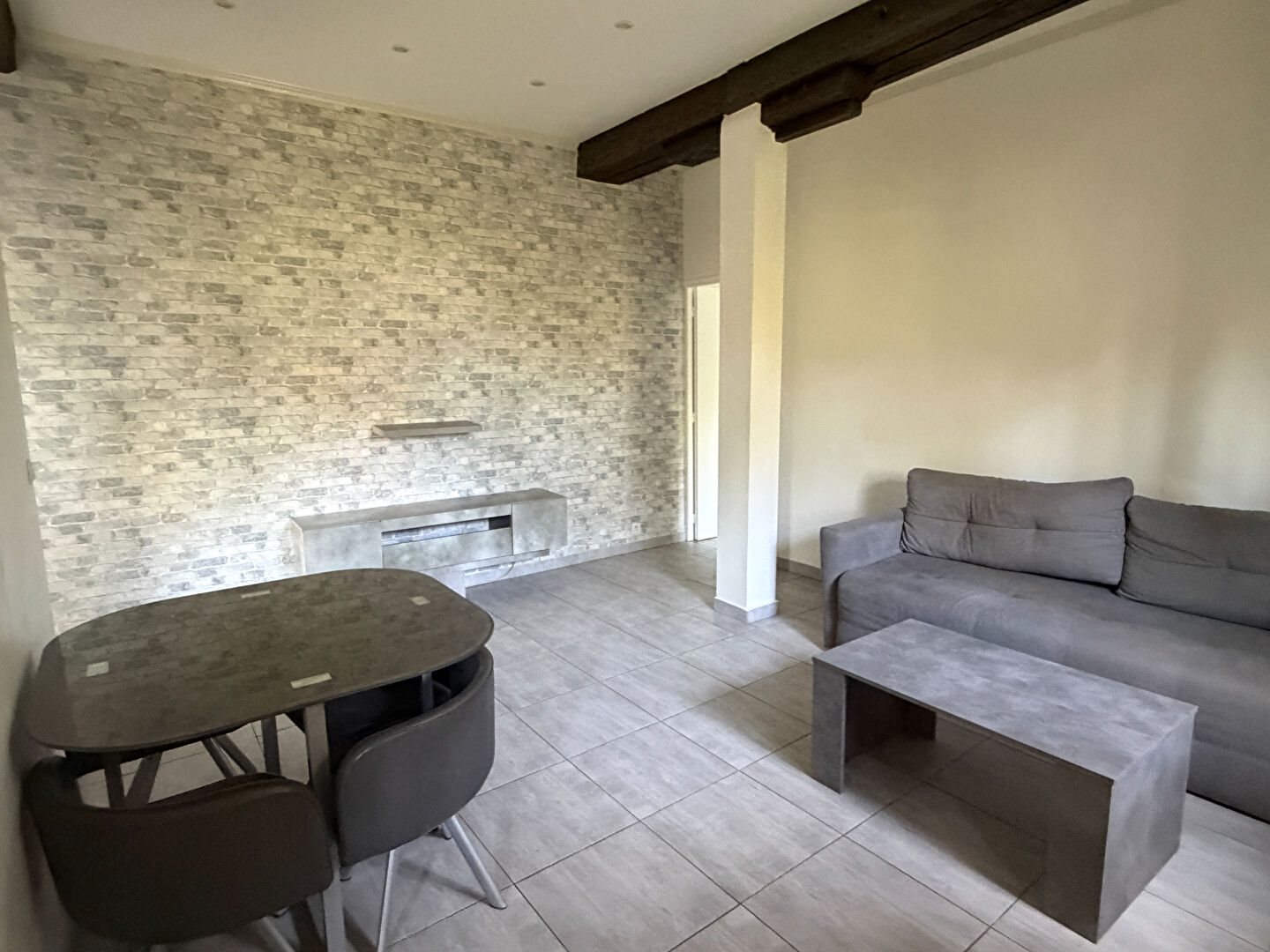 Appartement à louer, 55m², Saint-Maurice