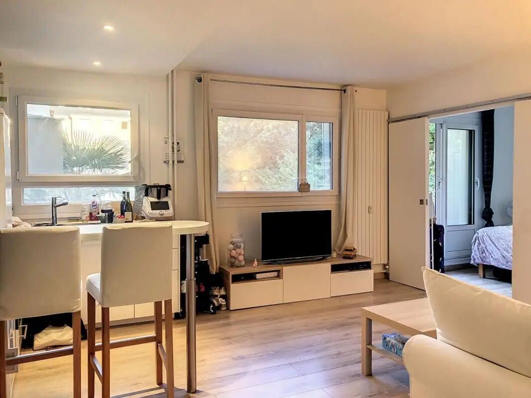 Appartement à louer, 33m², Saint-Maurice