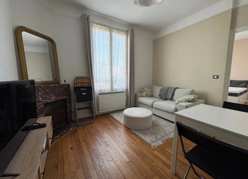 Appartement à louer, 33m², Saint-Maurice